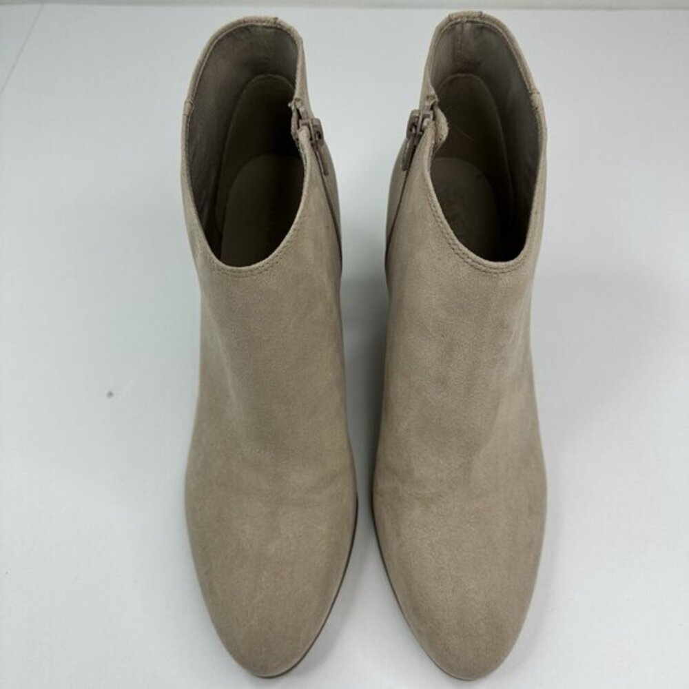 Old Navy Women Light Tan Faux Suede Heeled Bootie Block Heel Size 10 480421-04‎